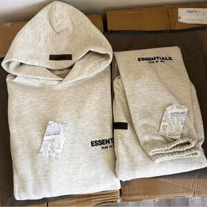 ESSENTIALS Men's Light Gray Hoodie & Sweatpants Set